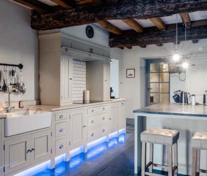 7aw06221bppw1phze210h-Edit